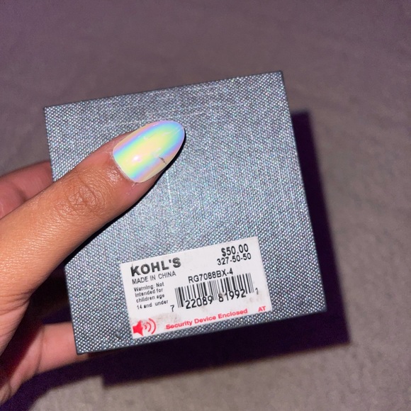 Snake Earring and Necklace Set - Picture 3 of 3